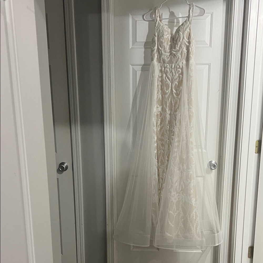 Elegant Lace Gown